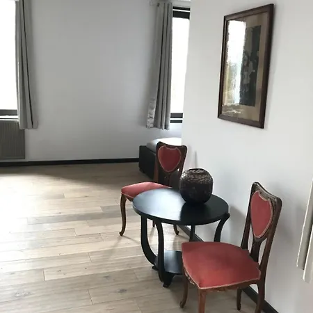 Holiday Home Fuer 8 Personen By Interhome Couvin