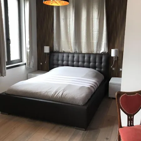 Fuer 8 Personen By Interhome Couvin