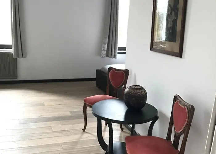 Fuer 8 Personen By Interhome Couvin