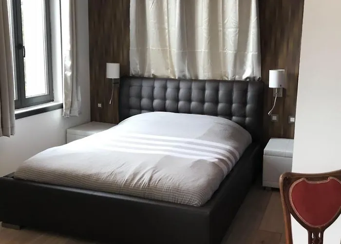 Holiday Home Fuer 8 Personen By Interhome Couvin