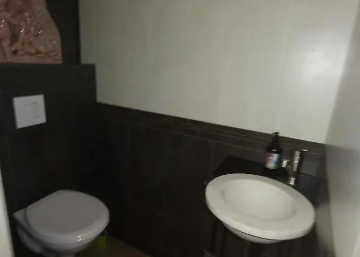 Fuer 8 Personen By Interhome Couvin